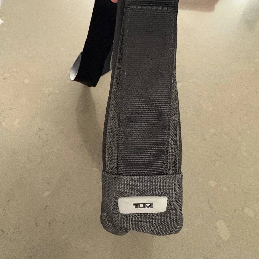 T-Tech by Tumi Black Ballistic Nylon Crossbody Bag Travel Organizer‎ Compact